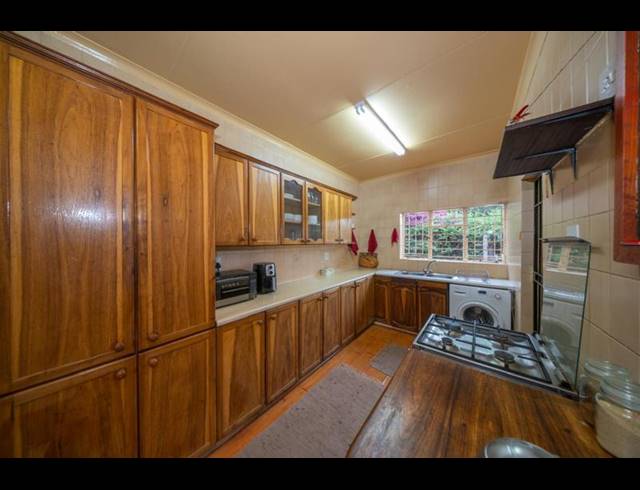 3 BEDROOM HOUSE FOR SALE IN KENSINGTON